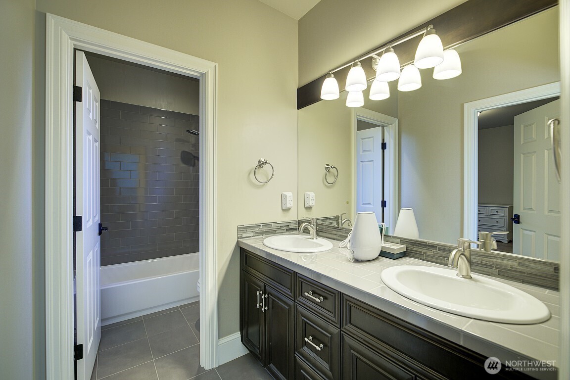 950 211th Place SE Sammamish WA 98075