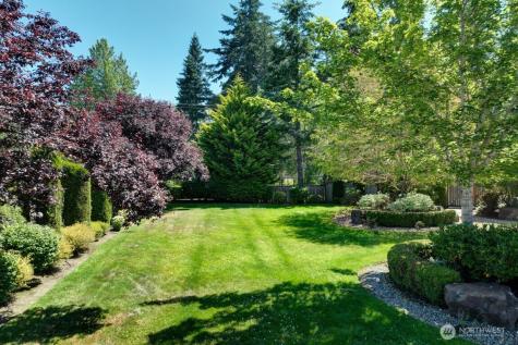 950 211th Place SE Sammamish WA 98075