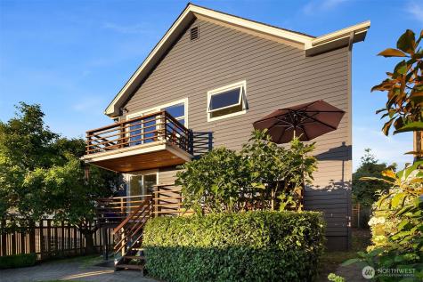 3627 12th Avenue W Seattle WA 98119