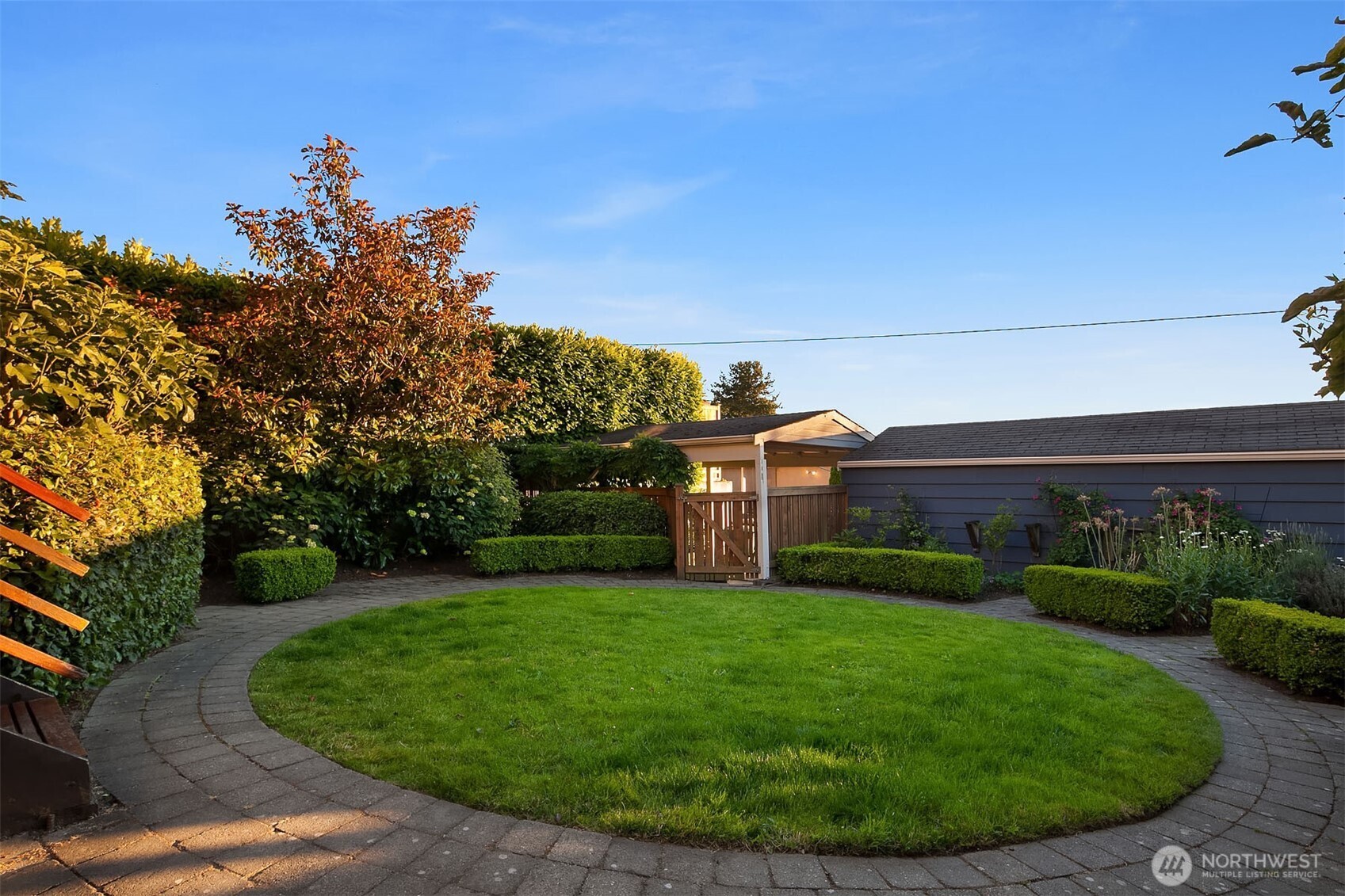 3627 12th Avenue W Seattle WA 98119