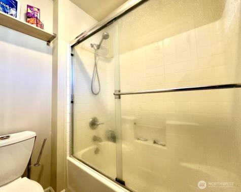515 225th Place NE Sammamish WA 98074
