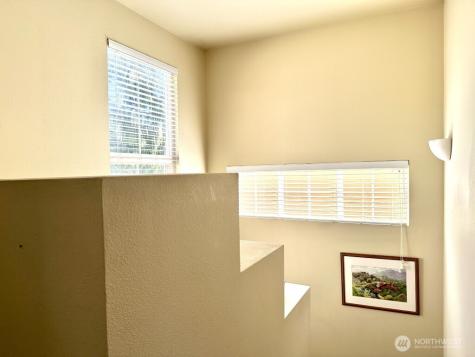 515 225th Place NE Sammamish WA 98074