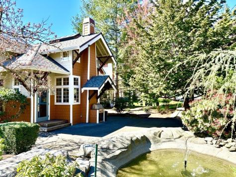 515 225th Place NE Sammamish WA 98074
