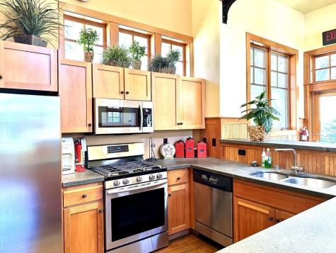 515 225th Place NE Sammamish WA 98074