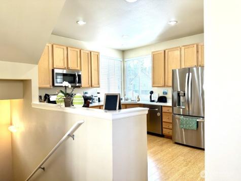 515 225th Place NE Sammamish WA 98074