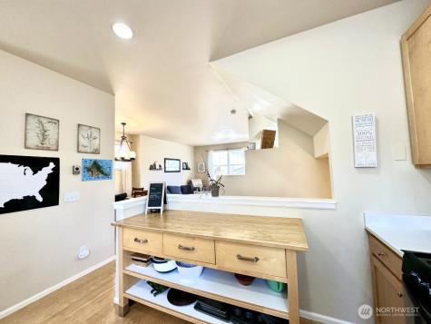 515 225th Place NE Sammamish WA 98074