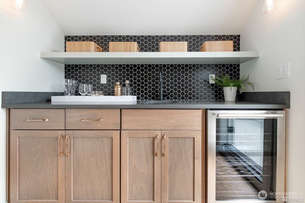 421 N 63rd Street Seattle WA 98103
