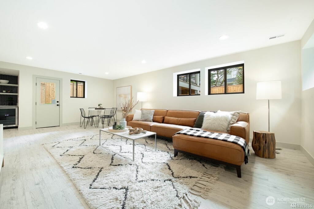 421 N 63rd Street Seattle WA 98103