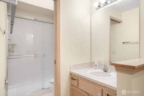 8121 NE 126th Street Kirkland WA 98034