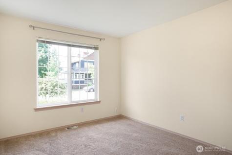 8121 NE 126th Street Kirkland WA 98034