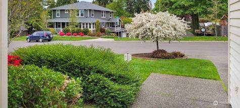 8121 NE 126th Street Kirkland WA 98034