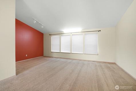 8121 NE 126th Street Kirkland WA 98034