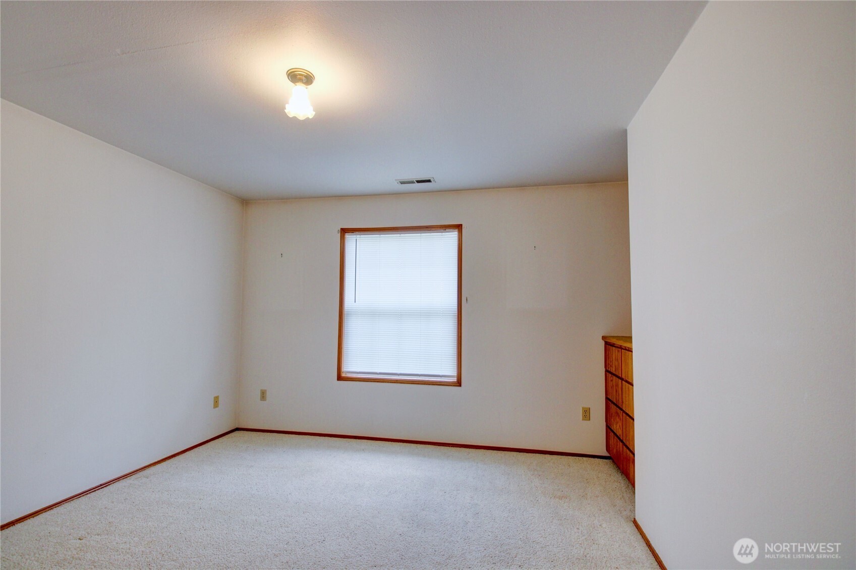 2207 N Trumpeter Drive Mount Vernon WA 98273