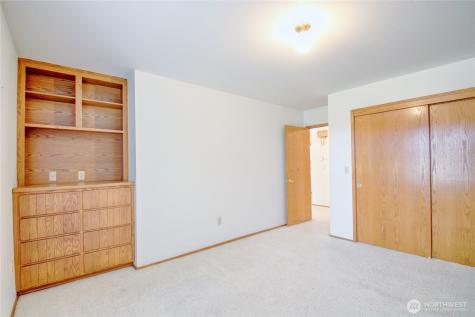 2207 N Trumpeter Drive Mount Vernon WA 98273