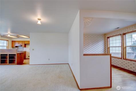 2207 N Trumpeter Drive Mount Vernon WA 98273