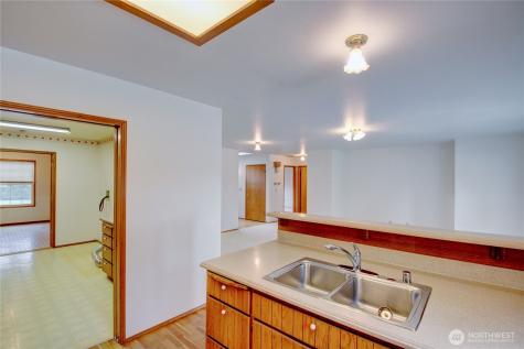 2207 N Trumpeter Drive Mount Vernon WA 98273
