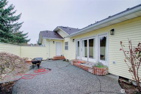2207 N Trumpeter Drive Mount Vernon WA 98273