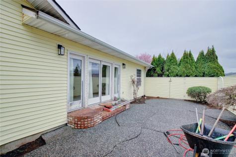 2207 N Trumpeter Drive Mount Vernon WA 98273