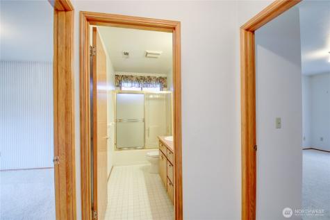 2207 N Trumpeter Drive Mount Vernon WA 98273