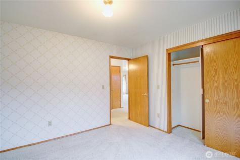 2207 N Trumpeter Drive Mount Vernon WA 98273