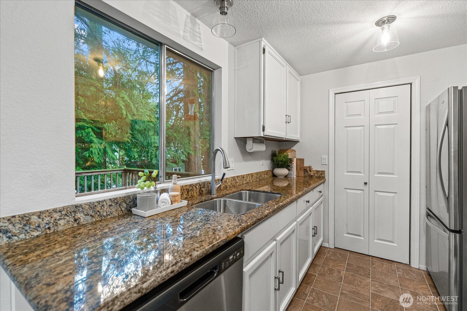 11414 107th Place NE Kirkland WA 98033