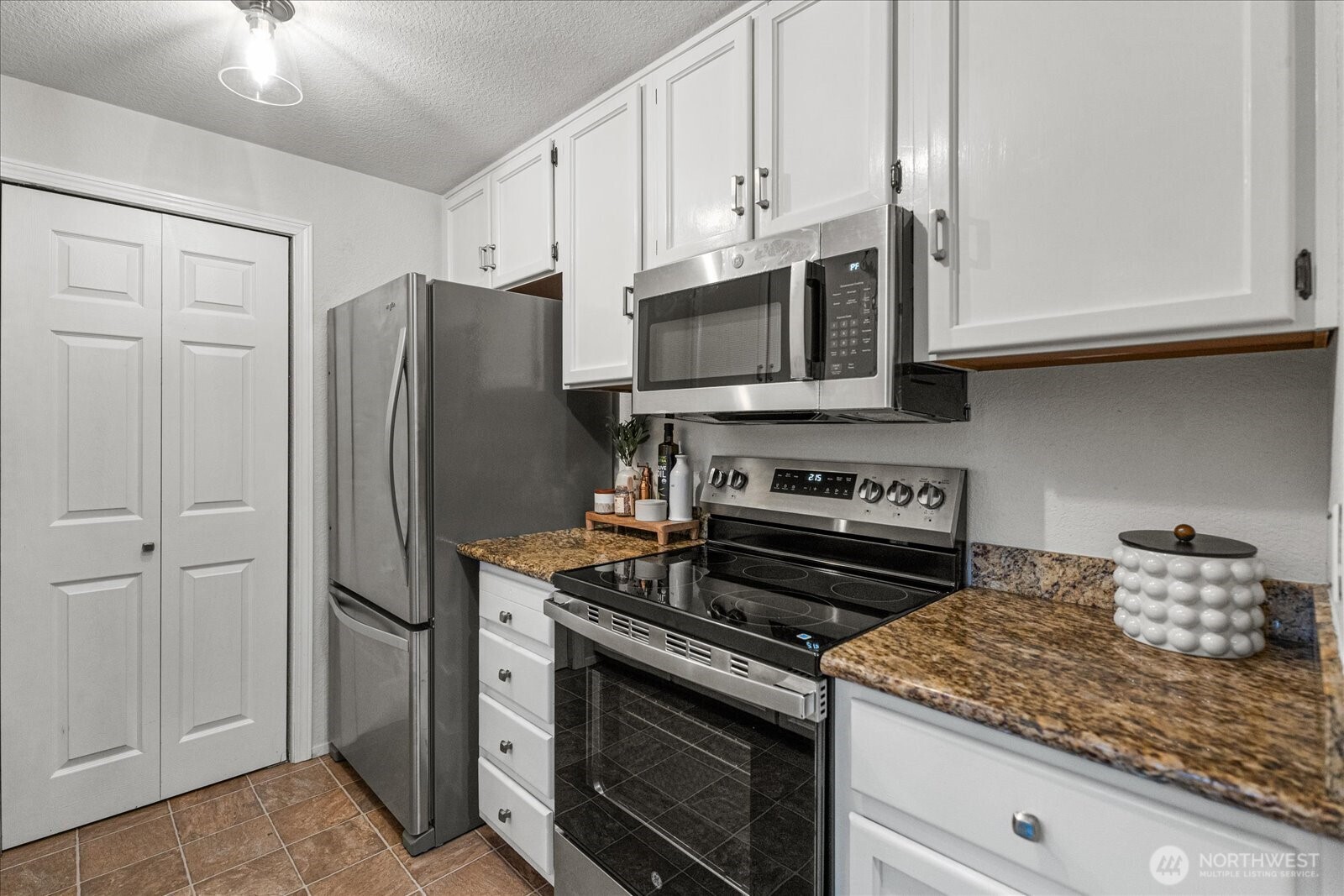 11414 107th Place NE Kirkland WA 98033