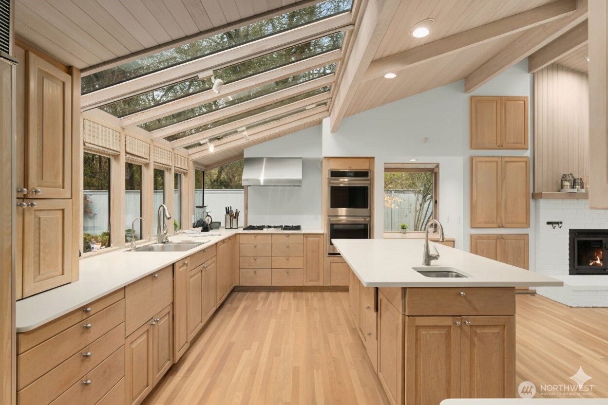 8428 N Mercer Way Mercer Island WA 98040