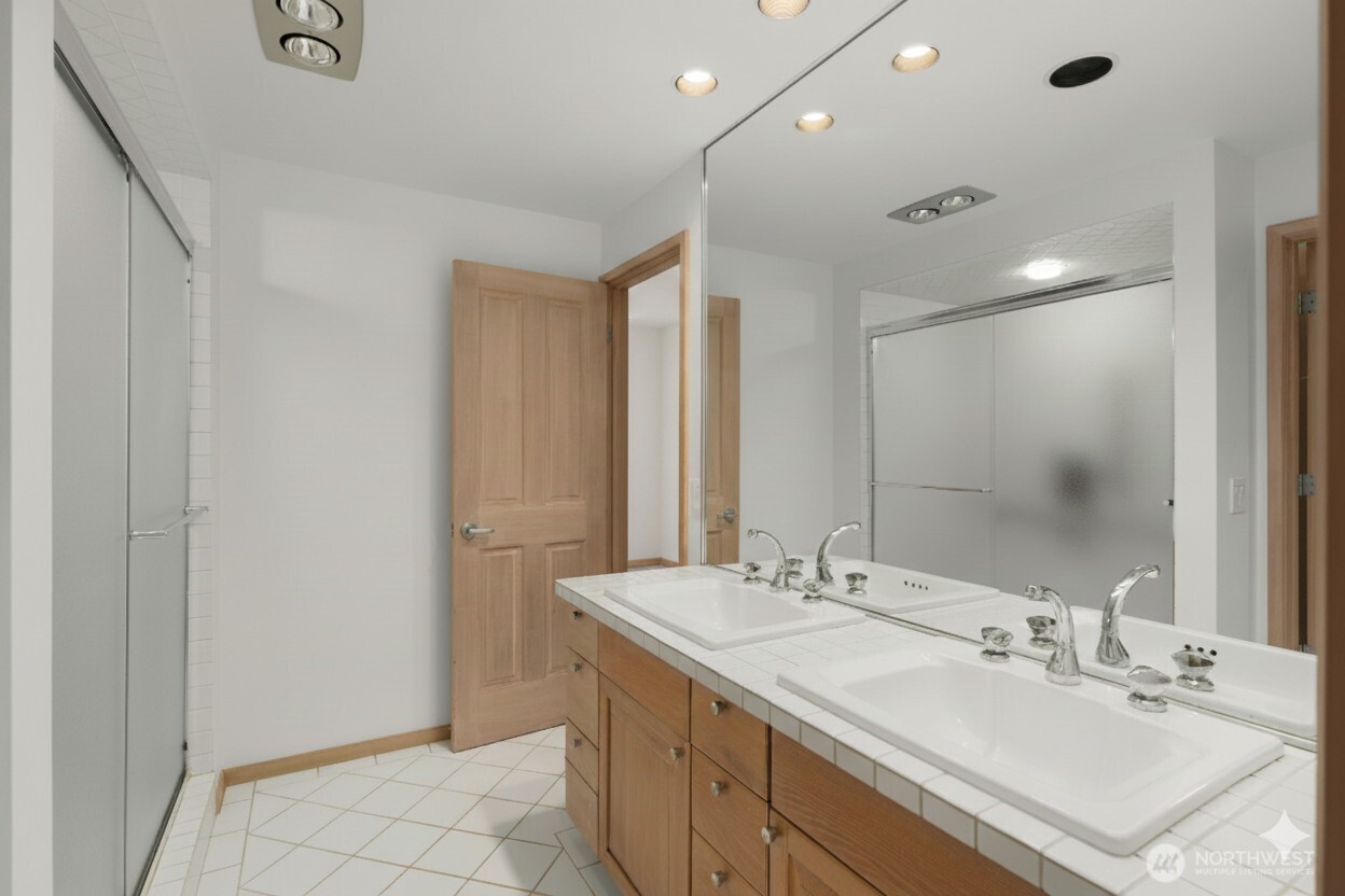 8428 N Mercer Way Mercer Island WA 98040