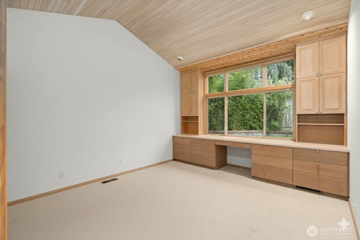 8428 N Mercer Way Mercer Island WA 98040