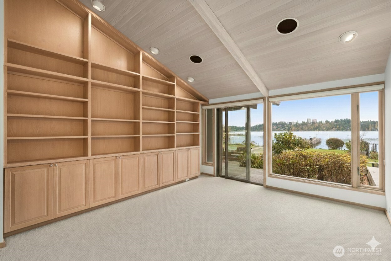 8428 N Mercer Way Mercer Island WA 98040