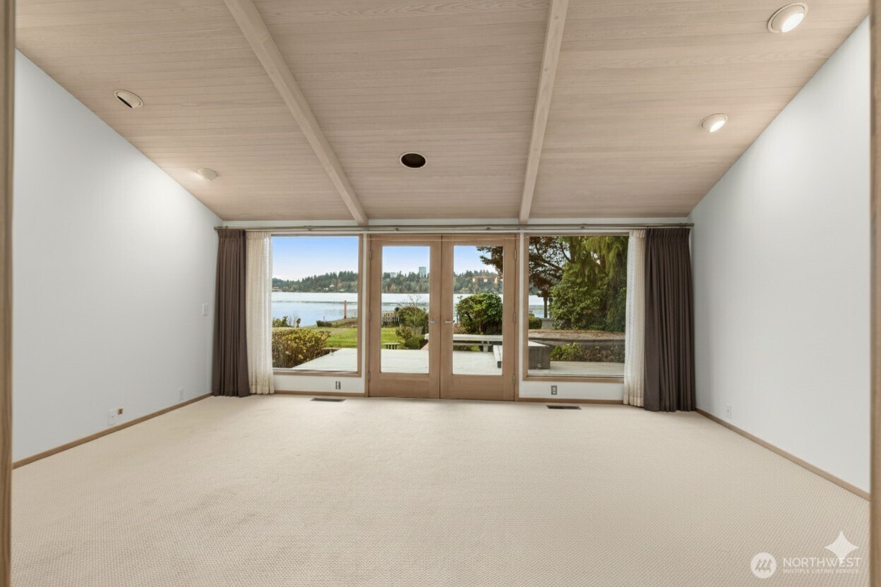 8428 N Mercer Way Mercer Island WA 98040