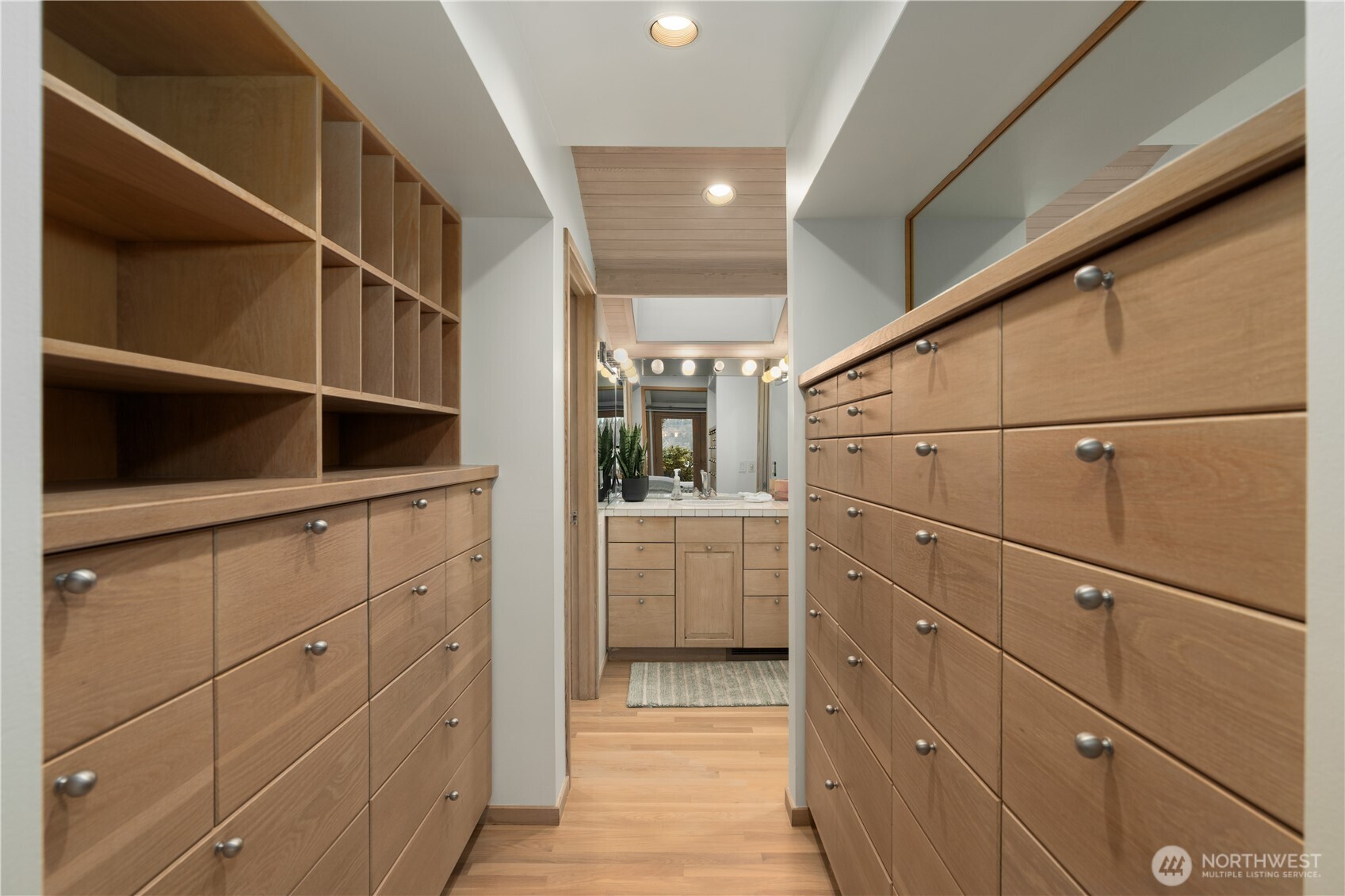 8428 N Mercer Way Mercer Island WA 98040