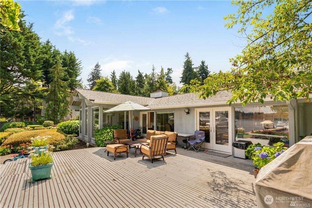 8428 N Mercer Way Mercer Island WA 98040