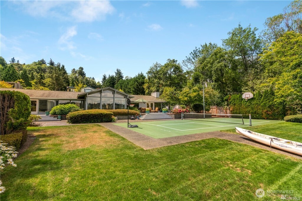 8428 N Mercer Way Mercer Island WA 98040