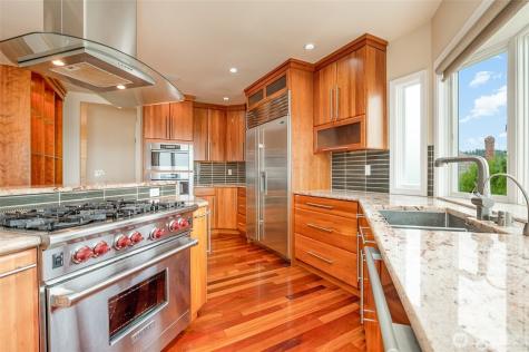 15423 SE 58th Street Bellevue WA 98006