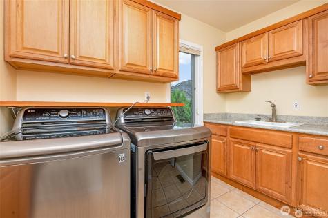 15423 SE 58th Street Bellevue WA 98006