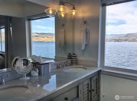 2685 S Lakeshore Road Chelan WA 98816