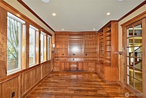 310 8th Avenue W Kirkland WA 98033