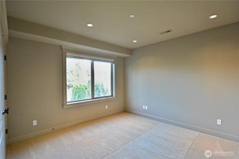 310 8th Avenue W Kirkland WA 98033