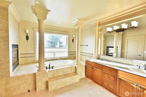 310 8th Avenue W Kirkland WA 98033