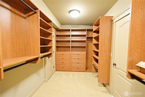 310 8th Avenue W Kirkland WA 98033