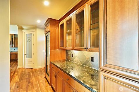 310 8th Avenue W Kirkland WA 98033