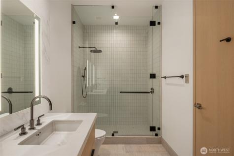 8 100th Avenue NE Bellevue WA 98004