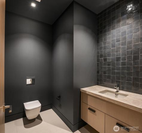 8 100th Avenue NE Bellevue WA 98004