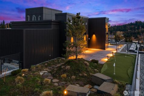 8 100th Avenue NE Bellevue WA 98004