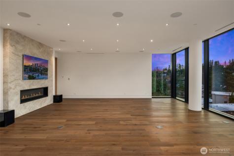 8 100th Avenue NE Bellevue WA 98004