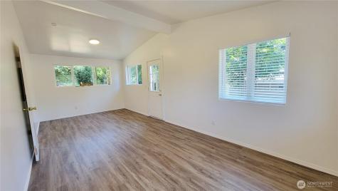 12051 SE 42nd Street Bellevue WA 98006