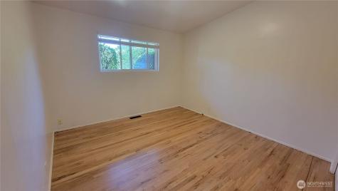 12051 SE 42nd Street Bellevue WA 98006