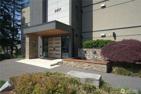 6401 Lake Washington Boulevard NE Kirkland WA 98033