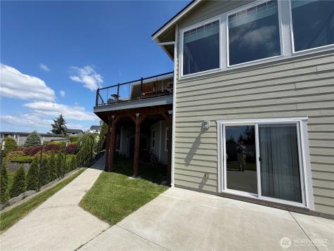 8212 72nd Place NE Marysville WA 98270